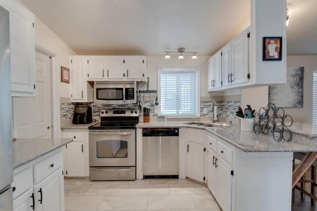 Amazing 3 Bed, 2 Bath Between Flagstaff & Sedona Munds Park